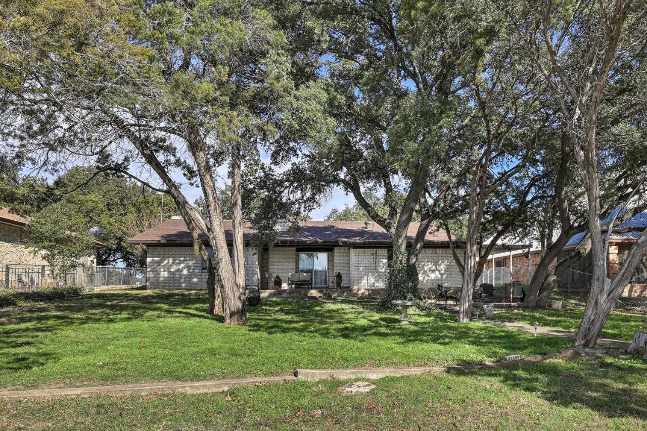 Granbury Getaway With Lake Views 2 Mi To Downtown! Luaran gambar